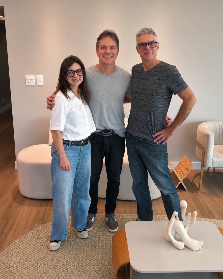 Nizo Neto com o Dr. Bruno Salomão na clínica